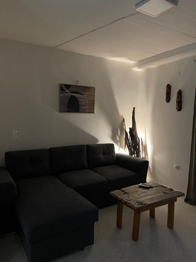 Laguna -house By The Karavomilos (Central Greece)
