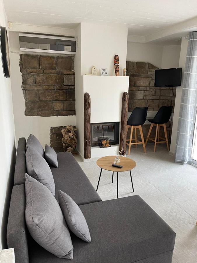 Apartment Laguna -house By The