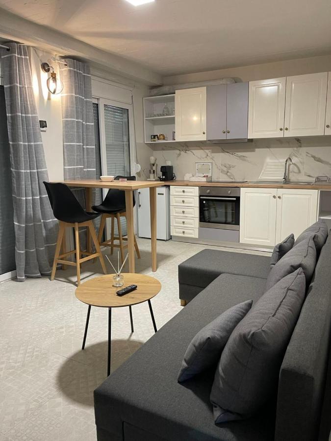 Apartment Laguna -house By The *