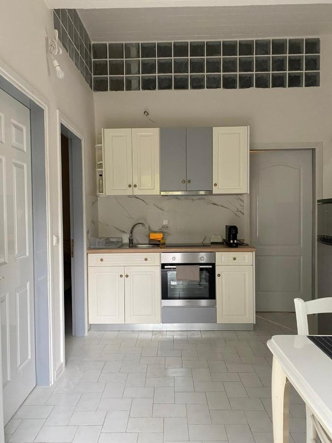 Laguna -house By The Apartment