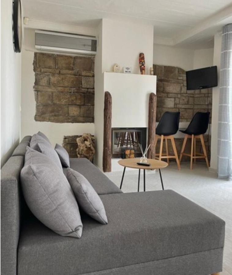 Apartment Laguna -house By The