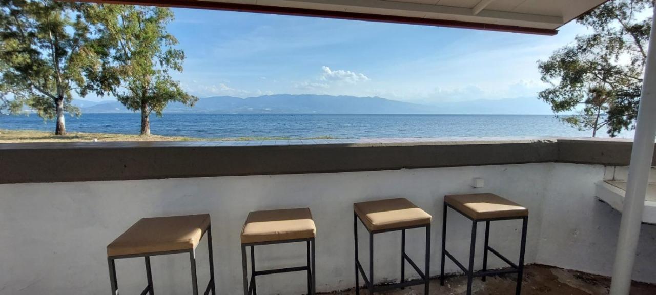 Apartment Laguna -house By The Karavomilos (Central Greece)